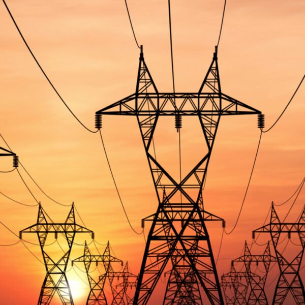 The New 0.7 MW Solar Rule: Finally, Real Savings for High-Consumption Facilities